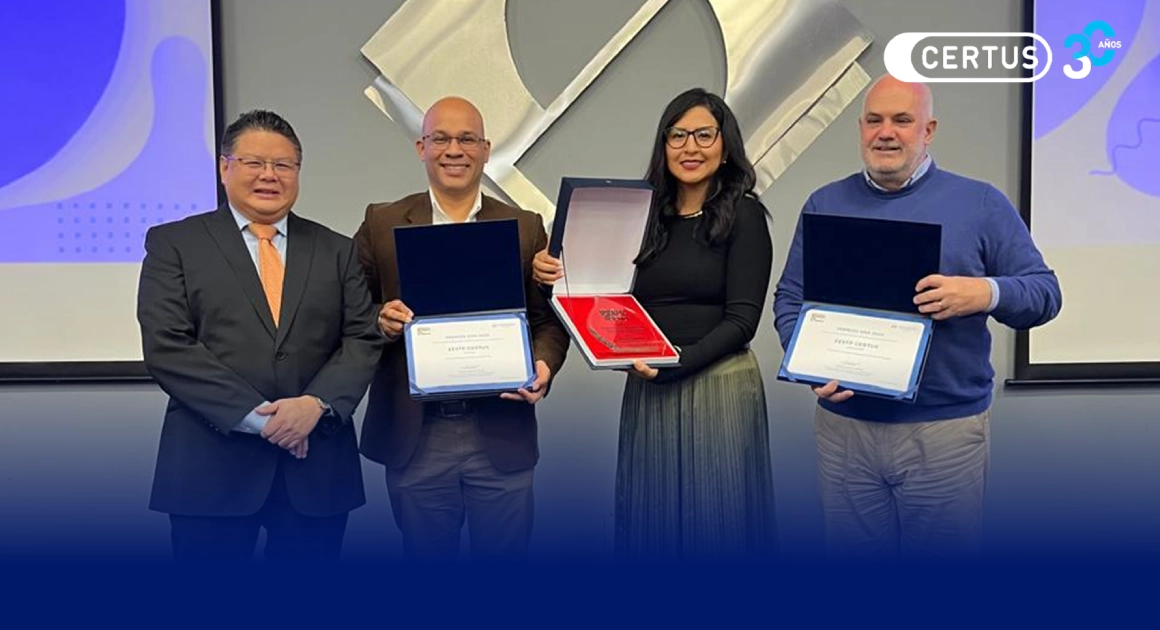 CERTUS gana premio a la innovacion en educacion financiera con su asistente virtual IAhorra