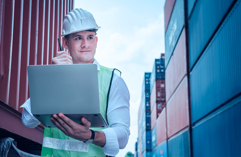 Operador de Aduanas y Comercio Exterior